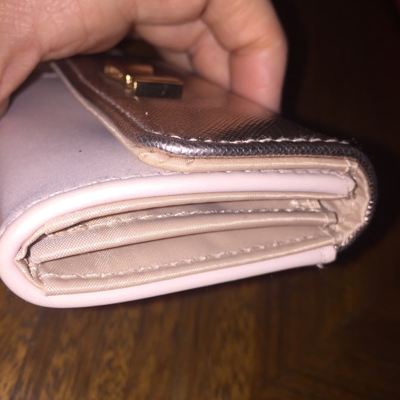 Atmosphere’s Blush Wallet With Rose Gold Flap - Picture 4 of 5